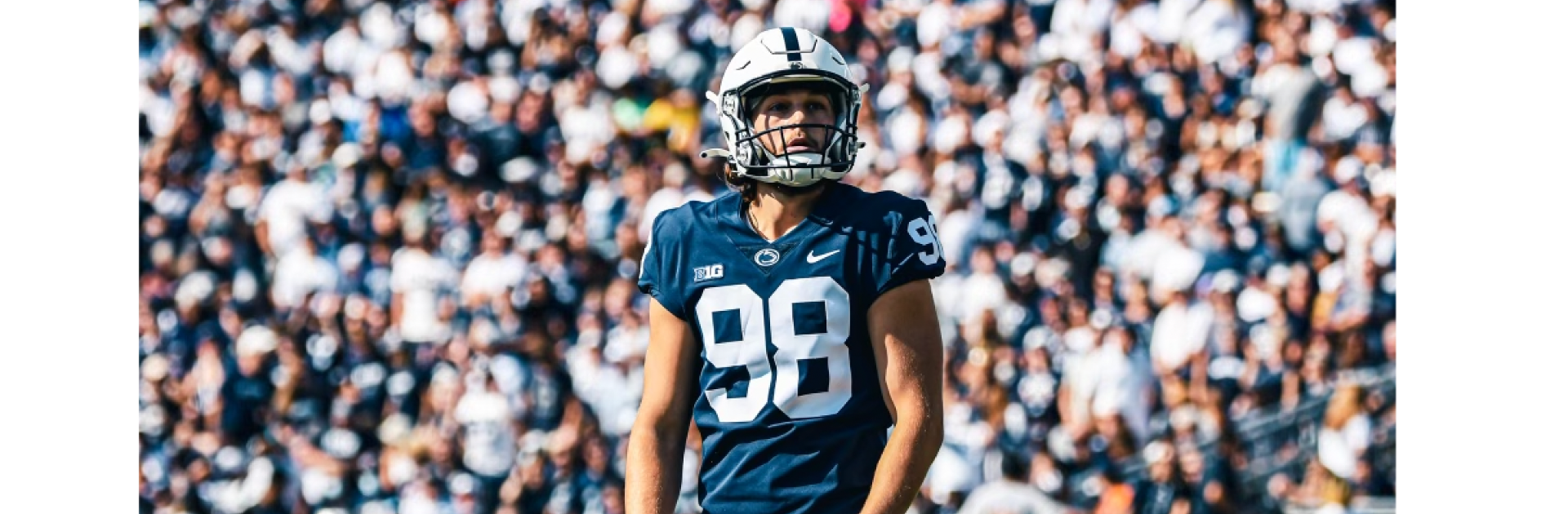 Jordan Stout during a football game